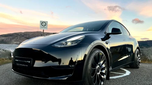 TESLA Model Y PERFORMANCE|PREMIUM|RYZEN|360CAM|HIFI|21"|LAV KM