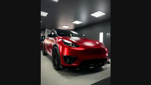 TESLA Model Y Performance AWD*Berlin*krok*hifi*21+22"*++