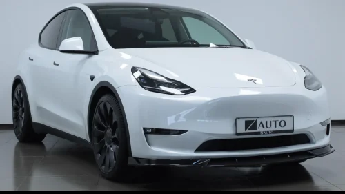 TESLA Model Y PERFORMANCE/1EIER/PANO/AP/PREMIUM/KROK/MCU2/V.PUMPE/21"