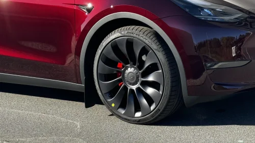 TESLA Model Y Performance -Sjekk Farge - S og V hjul - Tar Innbytte