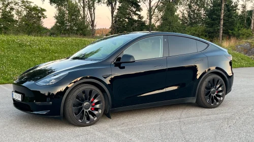 TESLA Model Y Performance AWD, Krok, 21" + 19", Lav km