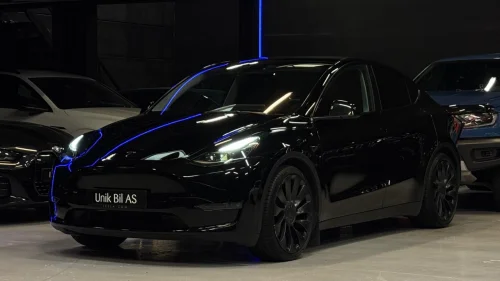 TESLA Model Y PERFORMANCE/ 1 EIER/ AWD/ BERLIN/ KROK/ AP/ 21 ÜRBERTUR