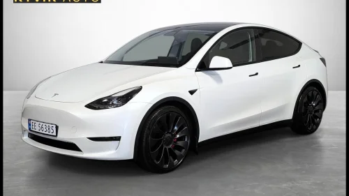 TESLA Model Y Performance AWD 534hk | H.Feste| Autopilot | PANO
