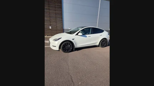 TESLA Model Y Performance AWD