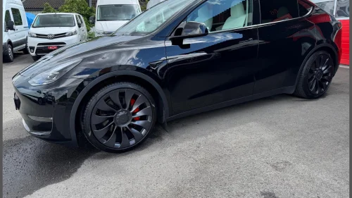TESLA Model Y PERFORMANCE AWD KROK ACC AP GLASSTAK