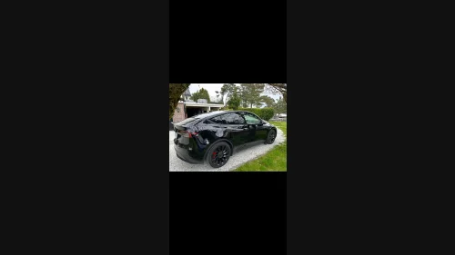 TESLA Model Y Performance AWD
