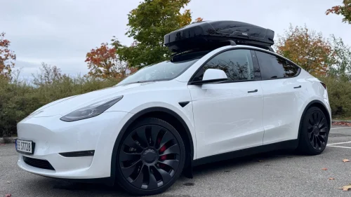 TESLA Model Y Performance AWD