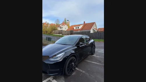 TESLA Model Y Performance_2023_Berlin_21'S+V