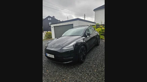 TESLA Model Y Performance AWD