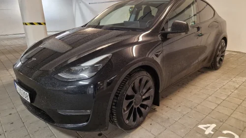 TESLA Model Y Performance // 534 HK // AWD // 21" ÜBERTURBINE