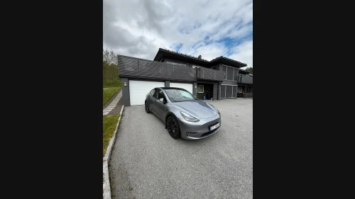 TESLA Model Y Performance AWD / Coating / Premium / Krok