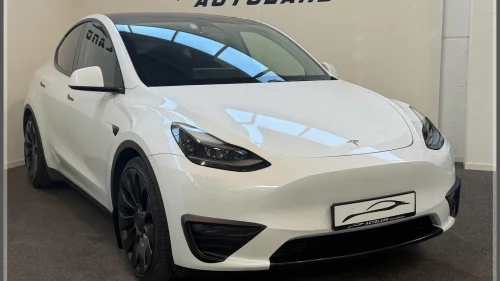 TESLA Model Y Performance Premium ACC Hengerfeste