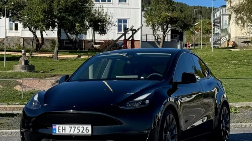 TESLA Model Y Performance AWD/Krok/Premium Lyd/21’’