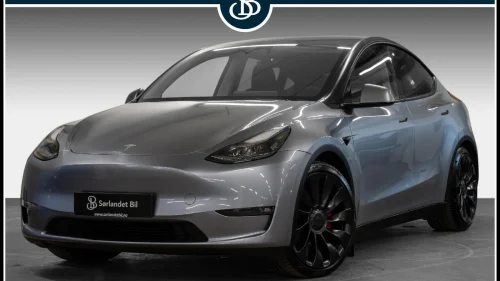 TESLA Model Y PERFORMANCE / EN-EIER / PREMIUM / KROK / 21" ALU
