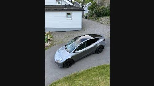 TESLA Model Y Performance AWD