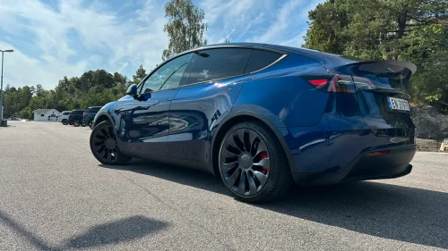 TESLA Model Y Performance AWD