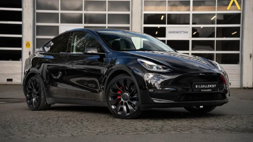 TESLA Model Y PERFORMANCE/AWD/21"/AUTOPILOT/TRACKMODE/MEMORY/PANO/DAB