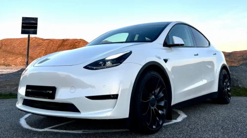 TESLA Model Y PERFORMANCE|PREMIUM|RYZEN|KROK|HIFI|SKINN|2x21"|KUPP