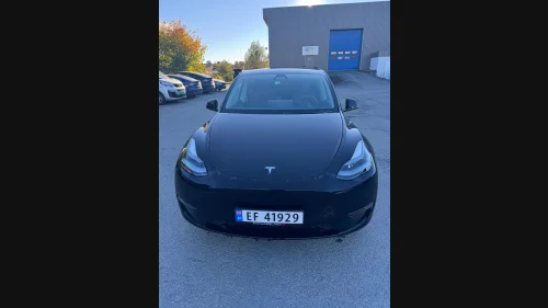 TESLA Model Y Performance AWD