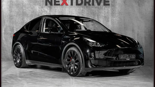 TESLA Model Y Performance - Lav kilometer - Berlinprodusert
