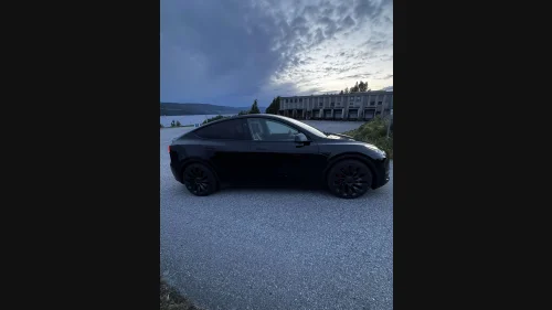 TESLA Model Y Performance AWD