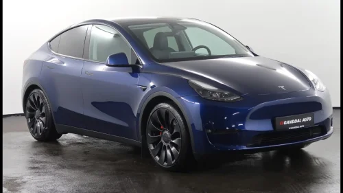 TESLA Model Y PERFORMANCE AWD / KROK / KAMERA / 21" AWD / LR