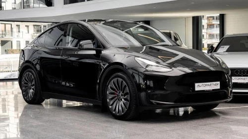 TESLA Model Y Performance AWD Hengerfeste, Glasstak, 21"++