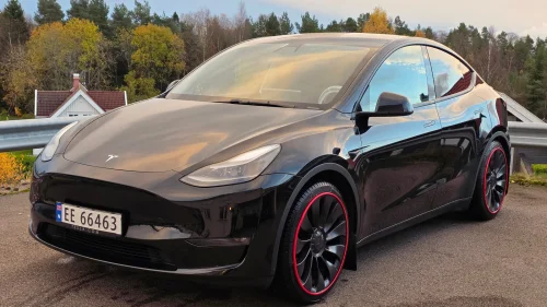 TESLA Model Y Performance AWD, 21’ Sommer/Vinter, lav km