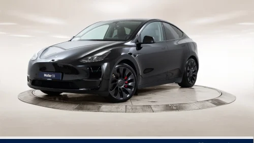 TESLA Model Y Performance AWD - 360Kam, Pano, Keyless
