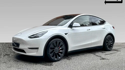 TESLA Model Y Performance. Norsk bil. AP/Skinn/Hifi/Vinter/Krok/21+21
