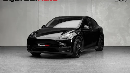 TESLA Model Y AWD PERFORMANCE 514WLTP/KROK/LED/A.PILOT/21"ÜBER/NAVI