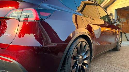 TESLA Model Y Performance AWD