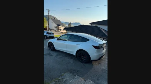 TESLA Model Y Performance AWD Helfoliert med PPF