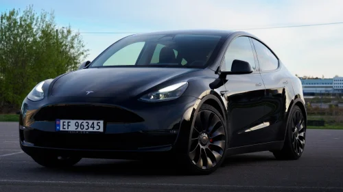TESLA Model Y Performance AWD