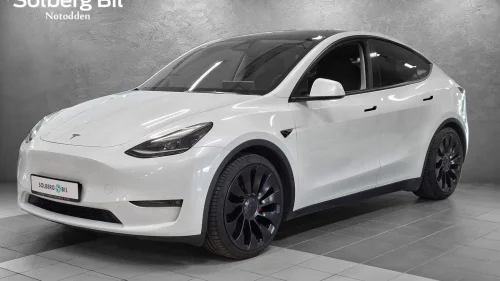 TESLA Model Y PERFORMANCE/AWD/Uber/Pano/AP/H.Feste/R.kamera++