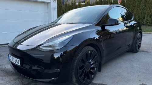 TESLA Model Y Performance/AWD/1 eier/Originale 21" sommer+vinterdekk
