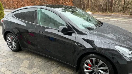TESLA Model Y Performance,AP,2år garanti,Keramisk,Uberturbine,Premium