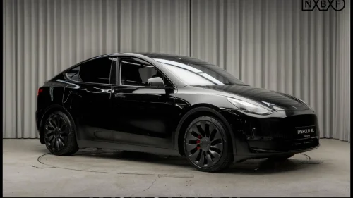 TESLA Model Y Performance AWD/8x21" Uberturbine/Lazer-ekstralys/Krok
