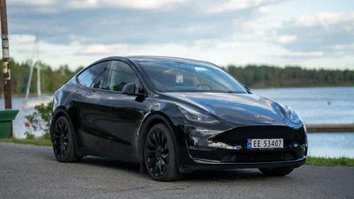 TESLA Model Y Performance AWD