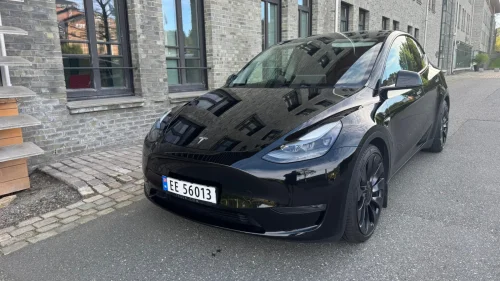 TESLA Model Y Performance