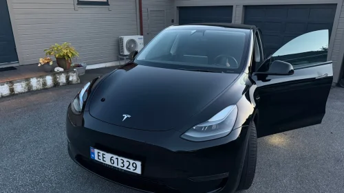 TESLA Model Y Performance AWD