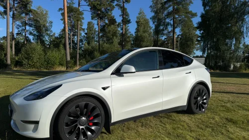 TESLA Model Y Performance AWD