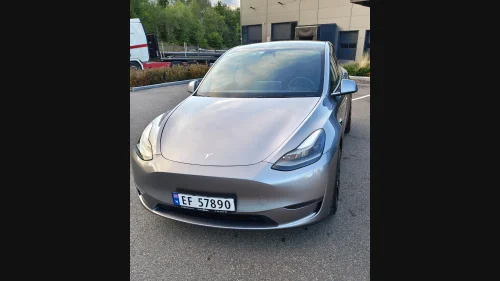 TESLA Model Y Performance AWD