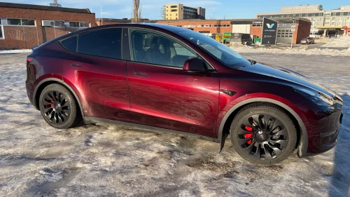 TESLA Model Y Performance AWD