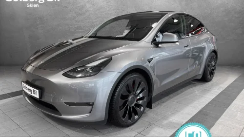 TESLA Model Y PERFORMANCE QUICK.SILVER/ HENGER.F/21'' HJUL/ BERLIN