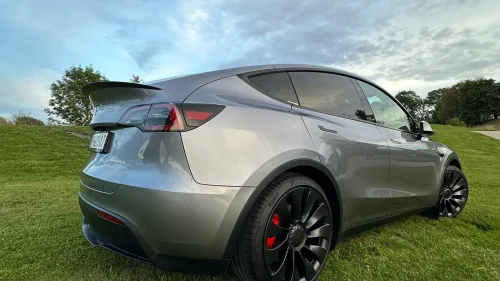 TESLA Model Y Performance AWD |21+21|Meget velholdt