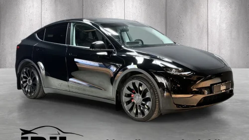 TESLA Model Y Performance, 21", Krok, Piggdekk, Rattvarme, Forvarmer