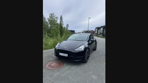 TESLA Model Y Performance AWD |Hengerfeste| 21” felger sommer/vinter
