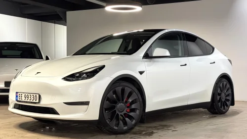 TESLA Model Y Performance AWD / 1 eier / Berlin / Hengerfeste / +++