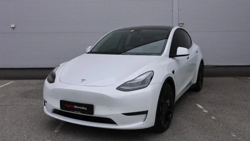 TESLA Model Y Performance/AWD/Premium/Skinn/Autopilot/Berlin/Krok++